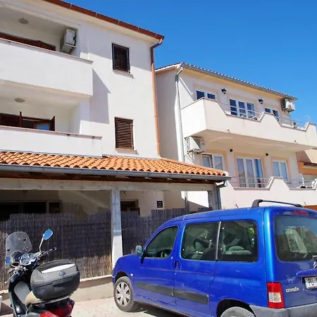 Rose Διαμέρισμα *